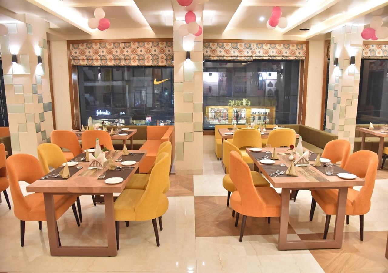 Hotel Rk Grand Varanasi Exterior foto